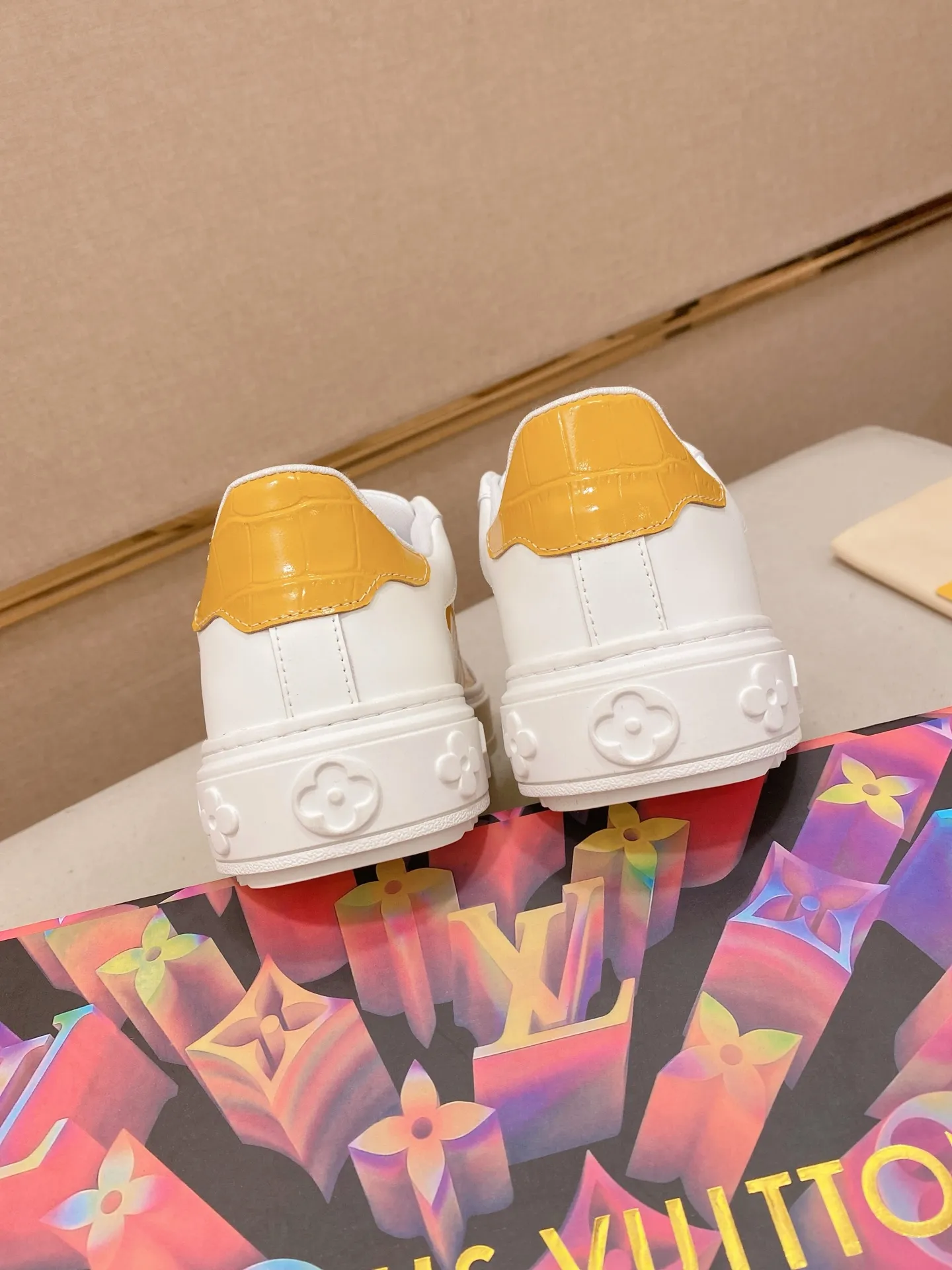 Men's shoes💰: 540💰(Niuli: full package) louis vuitton (Louis Vuitton/lv) top 🔍🔍 new models are on sale at the same time at the counter. The upper 🇮🇹 is imported from Italy, first-layer cowhide, and the lining is fully imported cowhide. 💪💪, completely 1⃣️ to 1 ⃣️Re-engraved🇮🇹💪💪, ⚠Sole: The original sole is specially provided by the original factory, the exclusive movable molded sole is super comfortable, ⚠The original factory follows the order, 🔍🔍high quality, you can enter and exit the counter at will, welcome to compare⚠. Code number:38-44
